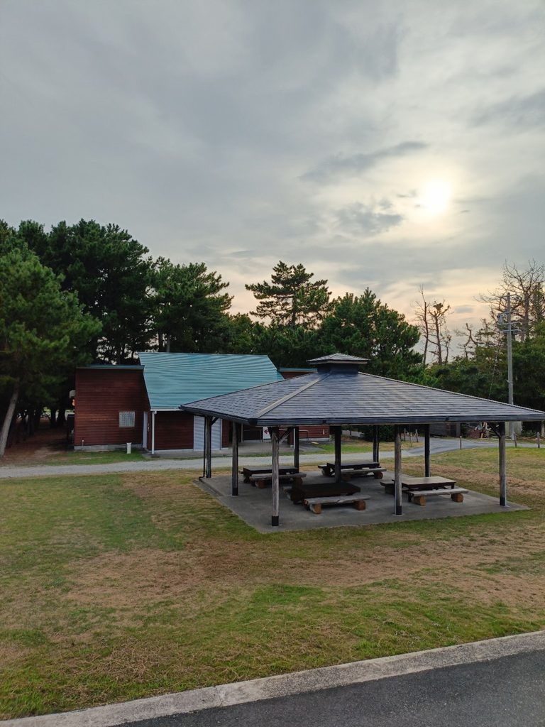 屋根付き休憩所